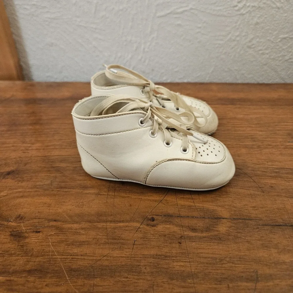 Vintage Wee Walker Baby Shoes With Original Box And Insert‎ White Size 3?